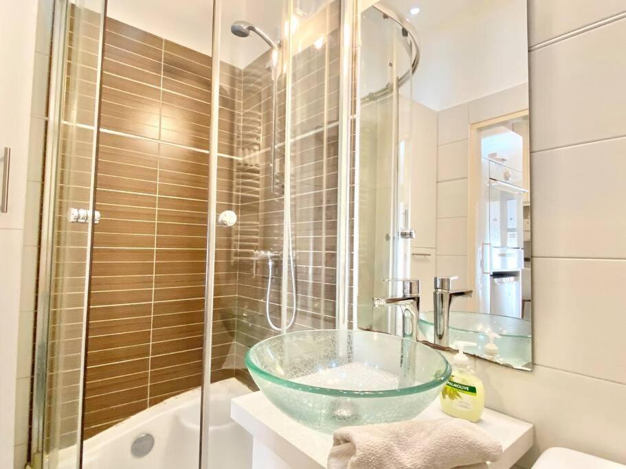 Stay Cool! Apartment With Sauna And Private Garden Boedapest Buitenkant foto